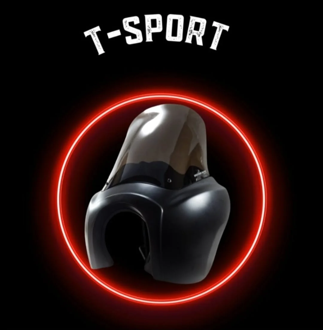 Fairing T-Sport preto destacado por aro vermelho